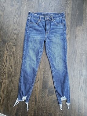 American Eagle Outfitters Dark Blue Distressed Cropped Jeans
